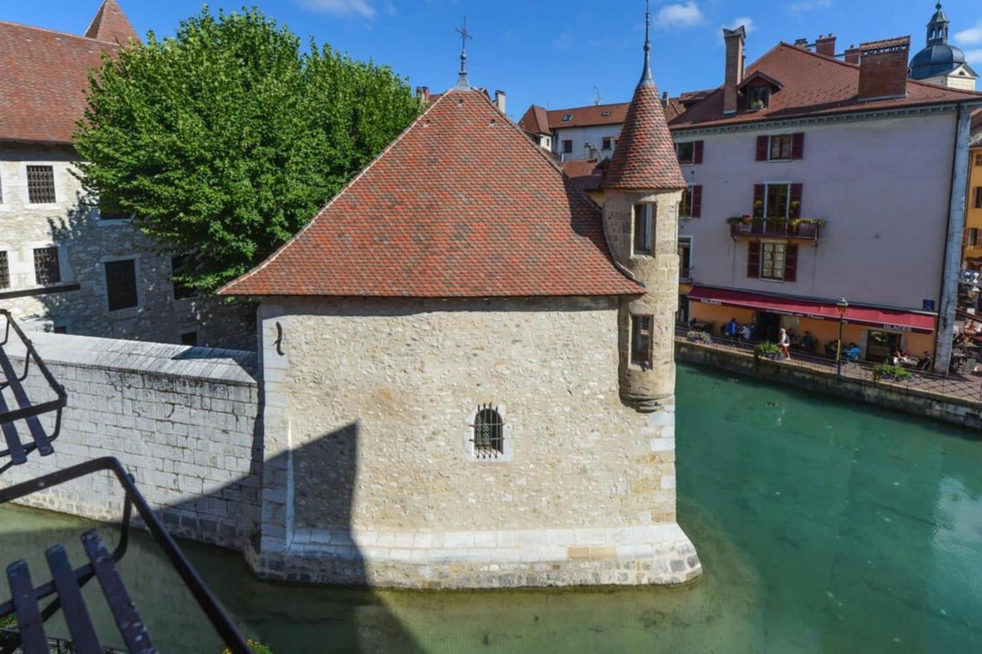 3-Star Rated Apartment In The Heart Of The Old Town With A View Annecy Exterior photo